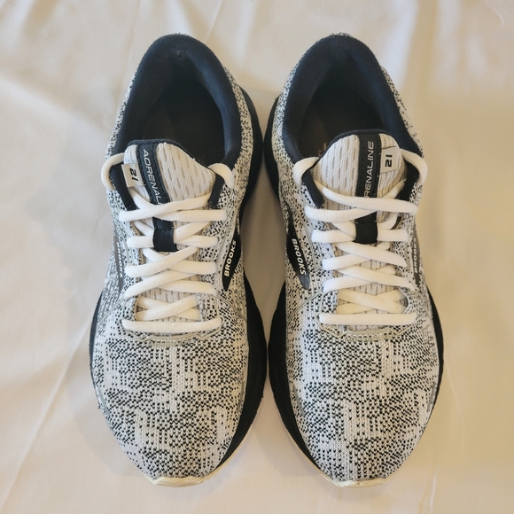 Brooks Adrenaline GTS 21 Running Shoes | Women's Sz. 8 | Black/White - Picture 3 of 10